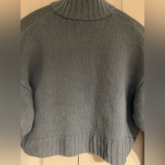 ARITZIA WILFRED HEINAN SWEATER SIZE MEDIUM 100% MERINO WOOL - Picture 6 of 8